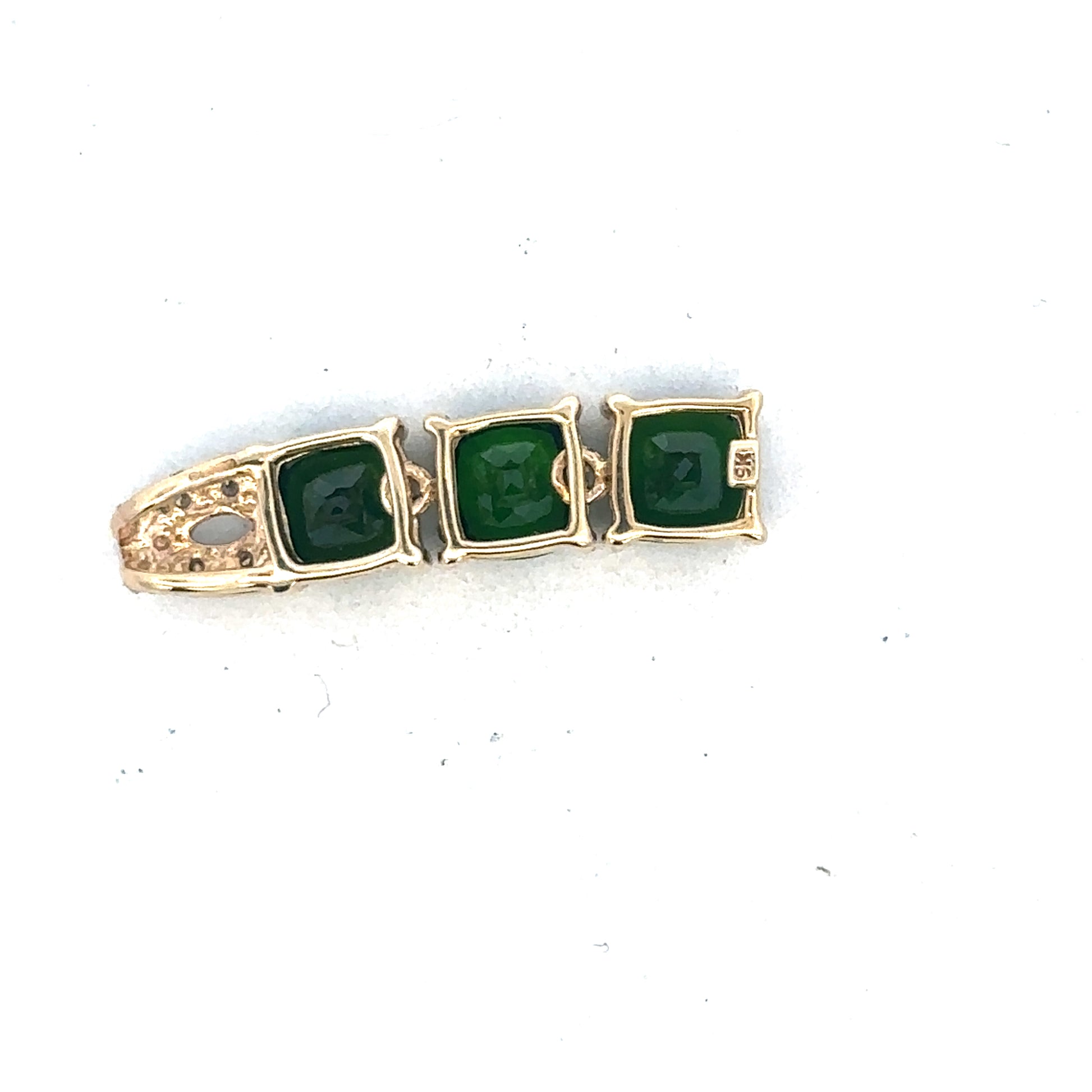 9ct yellow gold diamond pendant by Reeves and Sons, showcasing a sparkling diamond set in a elegant gold pendant.