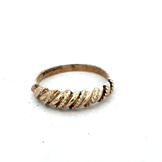 9ct yellow gold ring size K with a smooth band, crafted by Reeves and Sons.