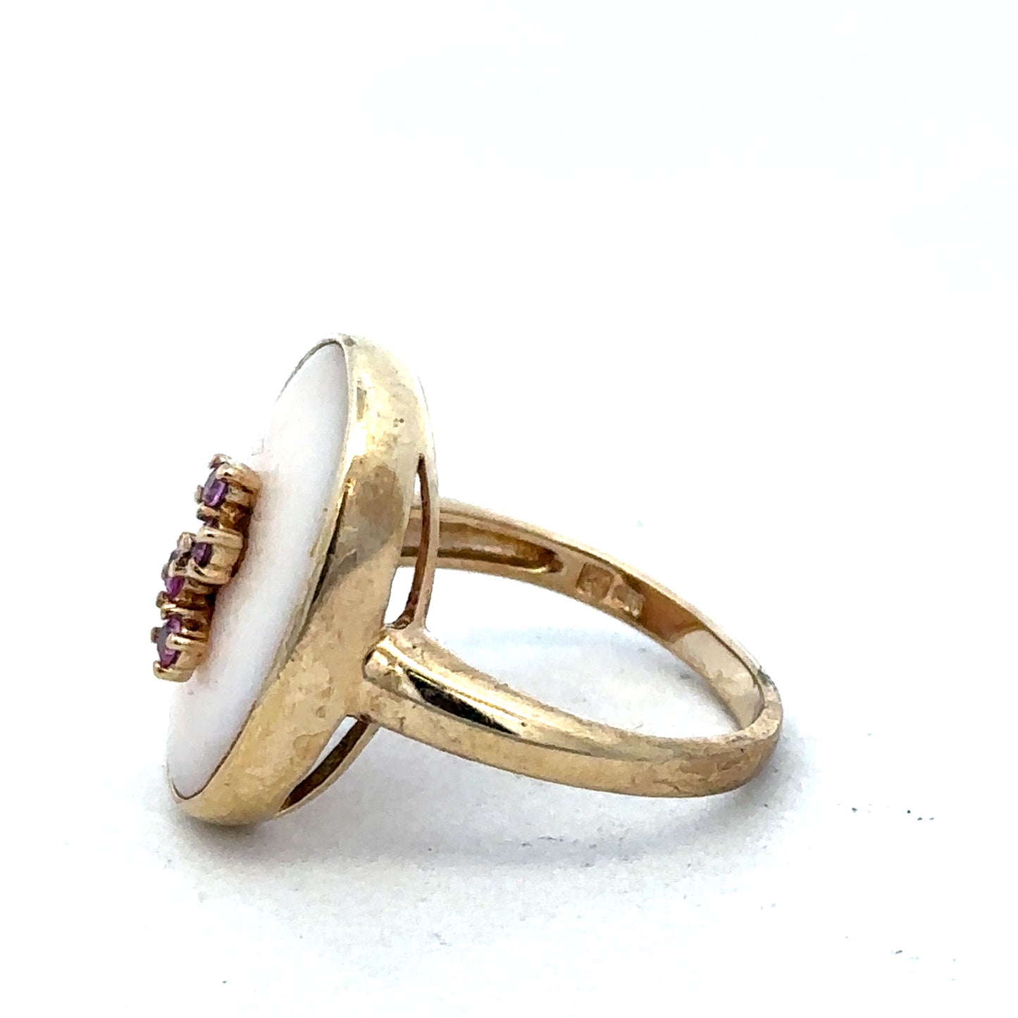 9ct yellow gold ring size N from Reeves and Sons, showcasing a polished band with smooth finish.
