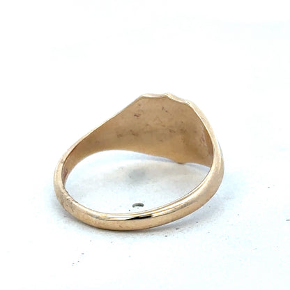 9ct yellow gold signet ring in size T with engraved face, crafted by Reeves and Sons.
