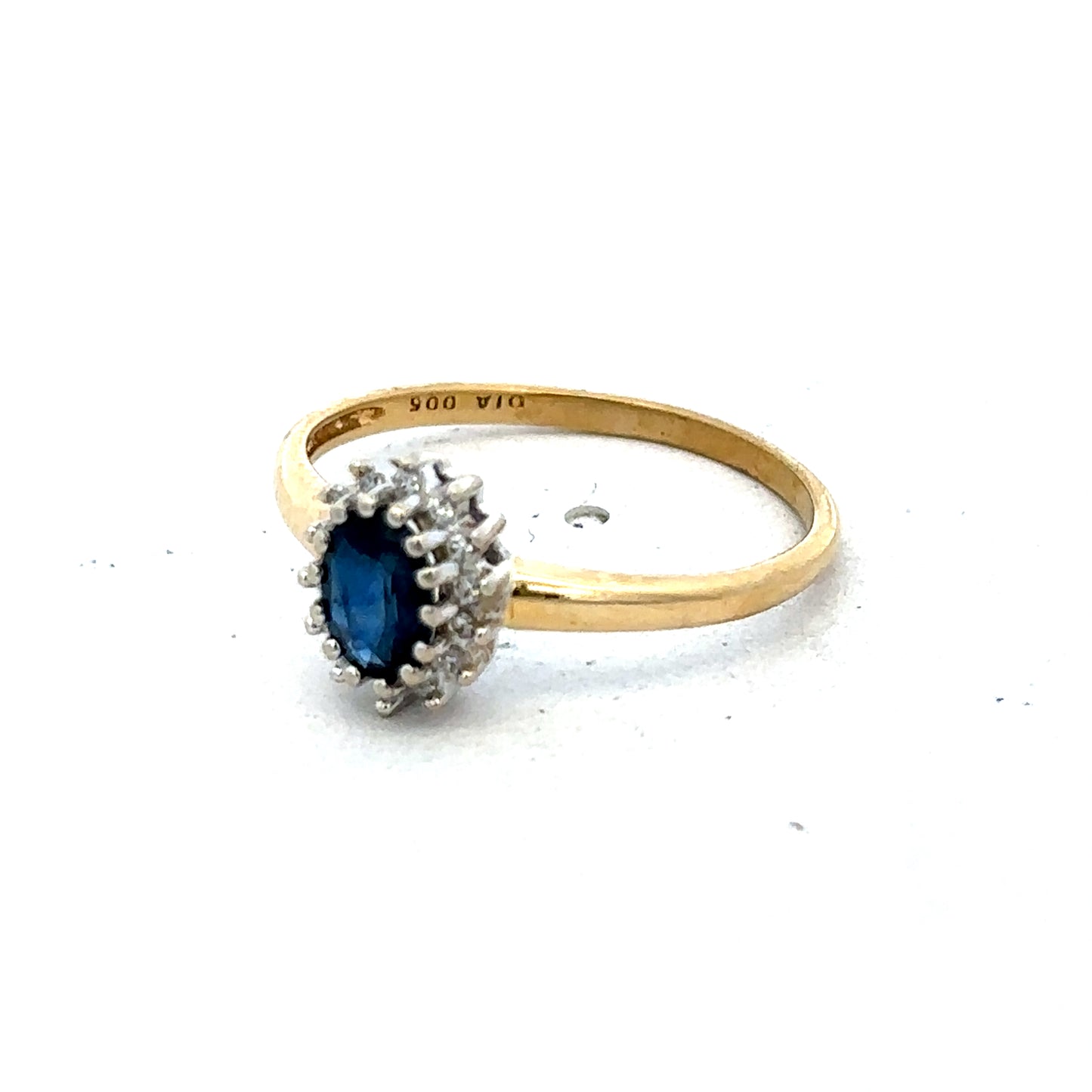 18ct yellow gold sapphire and diamond ring in size L1/2, featuring intricate detailing and sparkling gemstones.