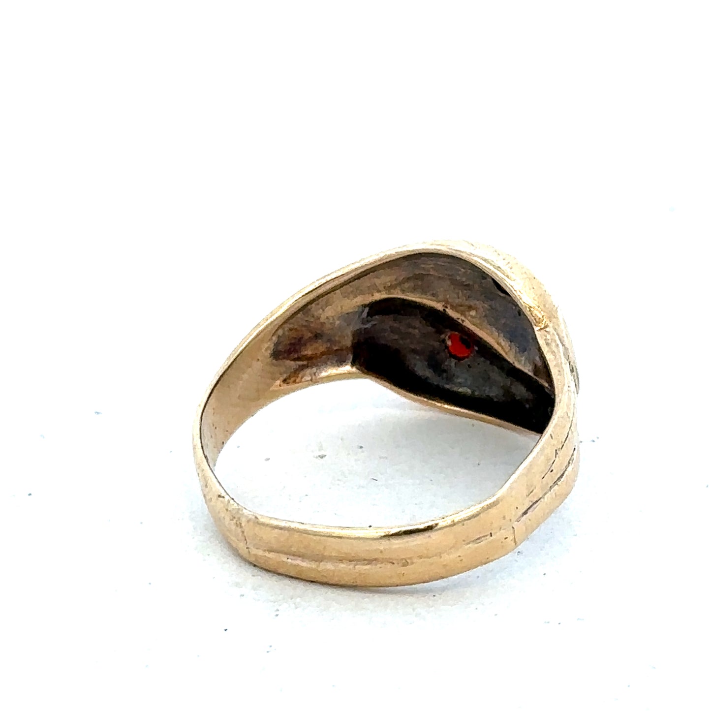 9ct yellow gold ring size R from Reeves and Sons, featuring a smooth polished band and classic design.