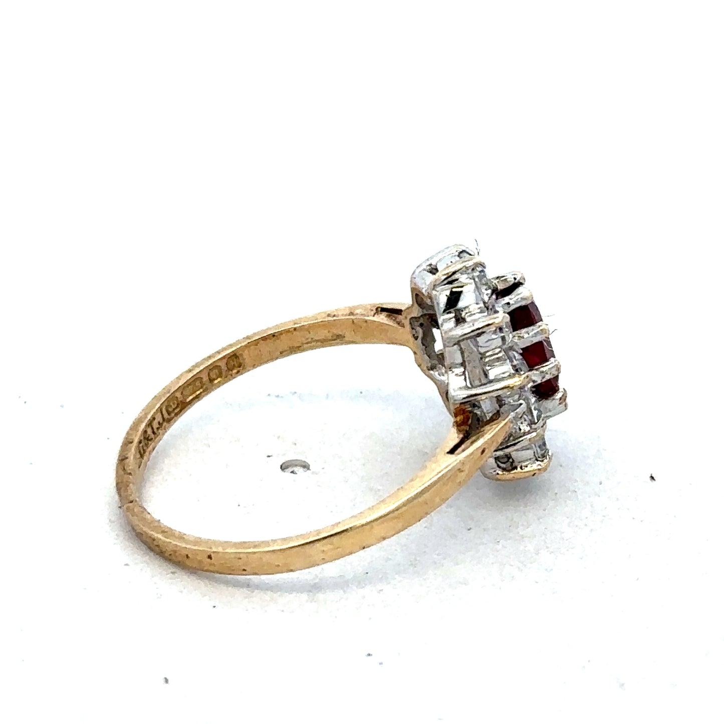 9ct yellow gold ring size N from Reeves and Sons with a smooth, polished band.