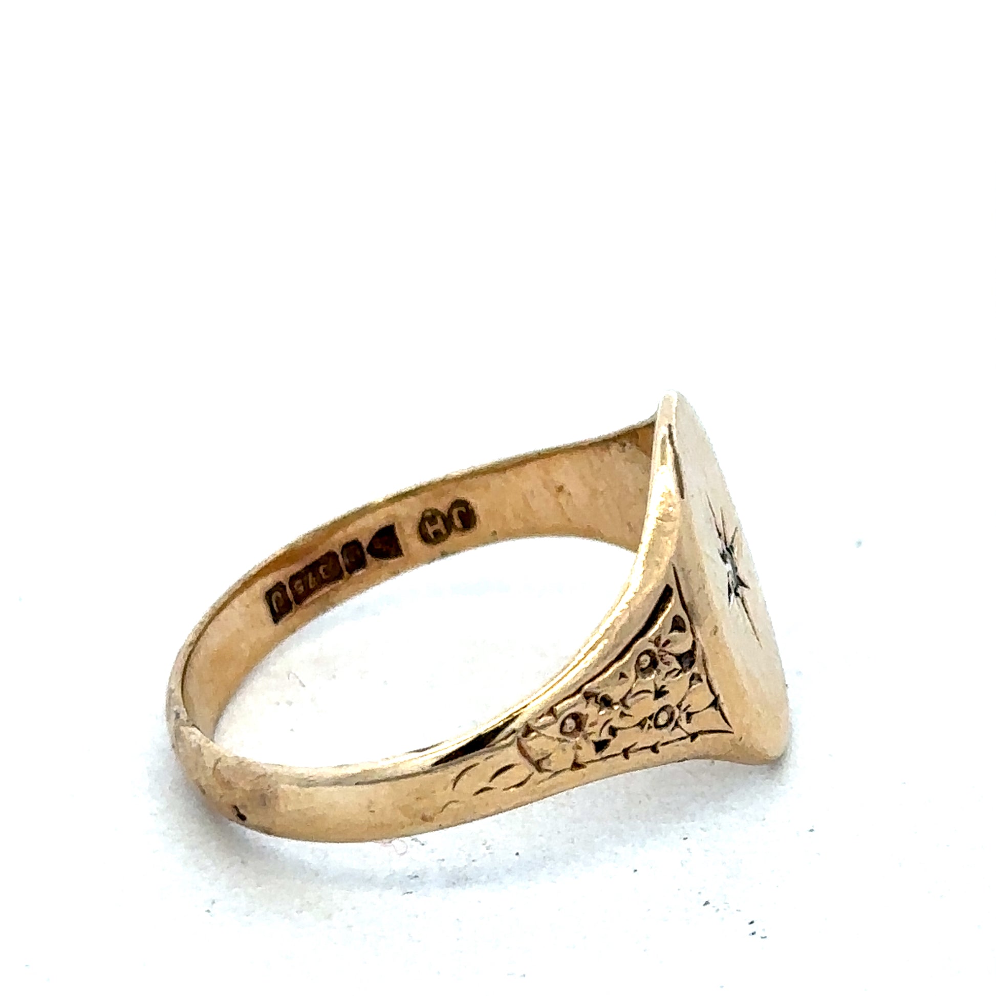 9ct yellow gold signet ring in size U, Reeves and Sons jewelry, featuring a polished smooth surface and classic design.