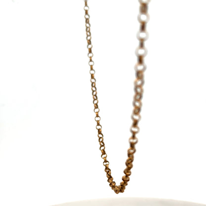 9ct yellow gold belcher chain by Reeves and Sons, 4.7g, close-up showing the textured links and polished finish.