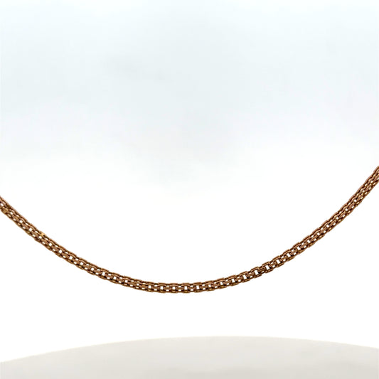9ct yellow gold chain weighing 6.5g with a classic link design, crafted by Reeves and Sons.