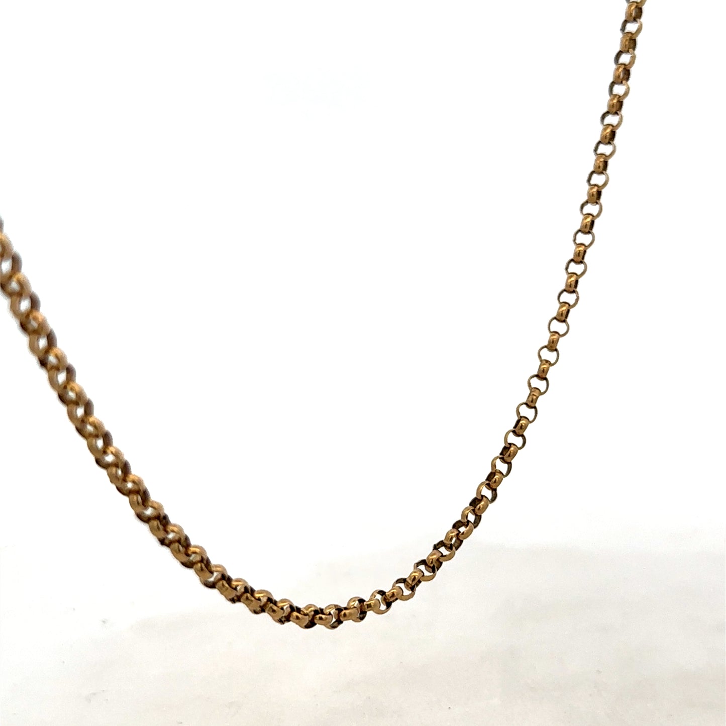 9ct yellow gold belcher chain weighing 14.5g, showcasing a classic gold chain design by Reeves and Sons.
