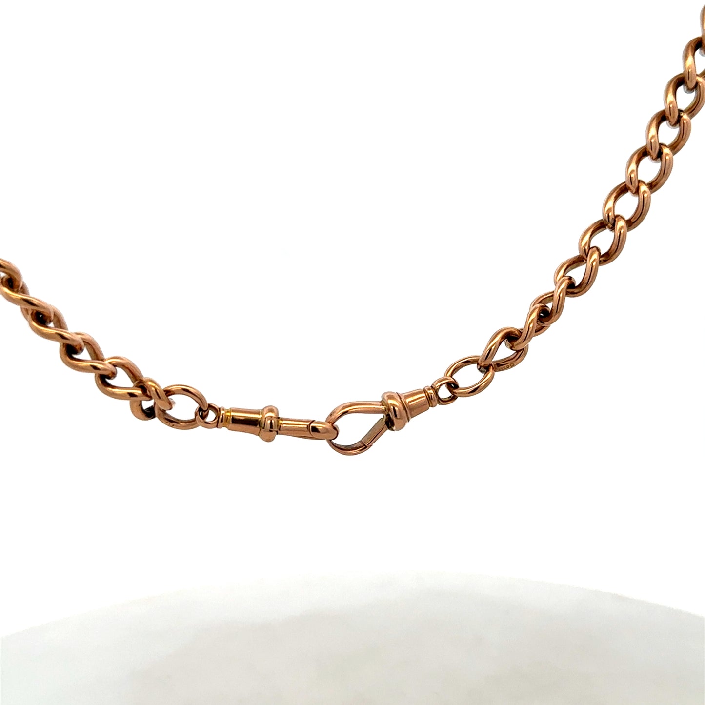 Reeves and Sons 9ct yellow gold bracelet weighing 31.3g, featuring a sleek chain design with polished finish.