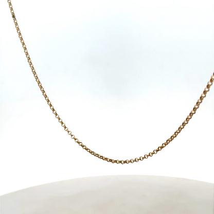 9ct yellow gold belcher chain weighing 2.8g, featuring classic links from Reeves and Sons.
