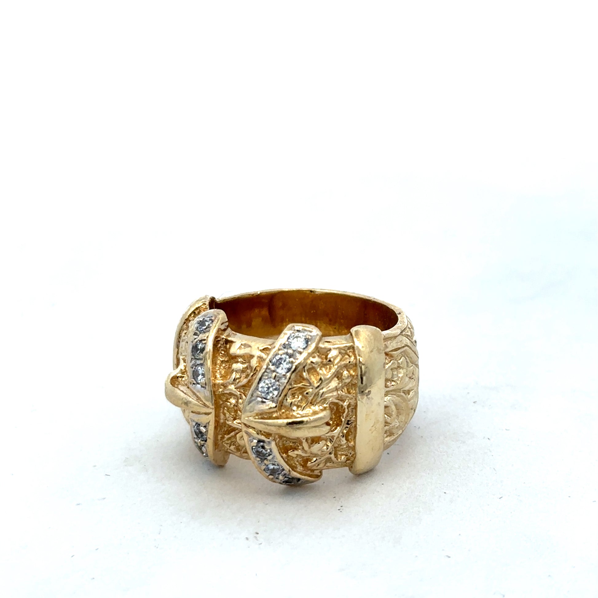 9ct yellow gold buckle ring in size Y by Reeves and Sons, featuring a polished finish and decorative buckle design.