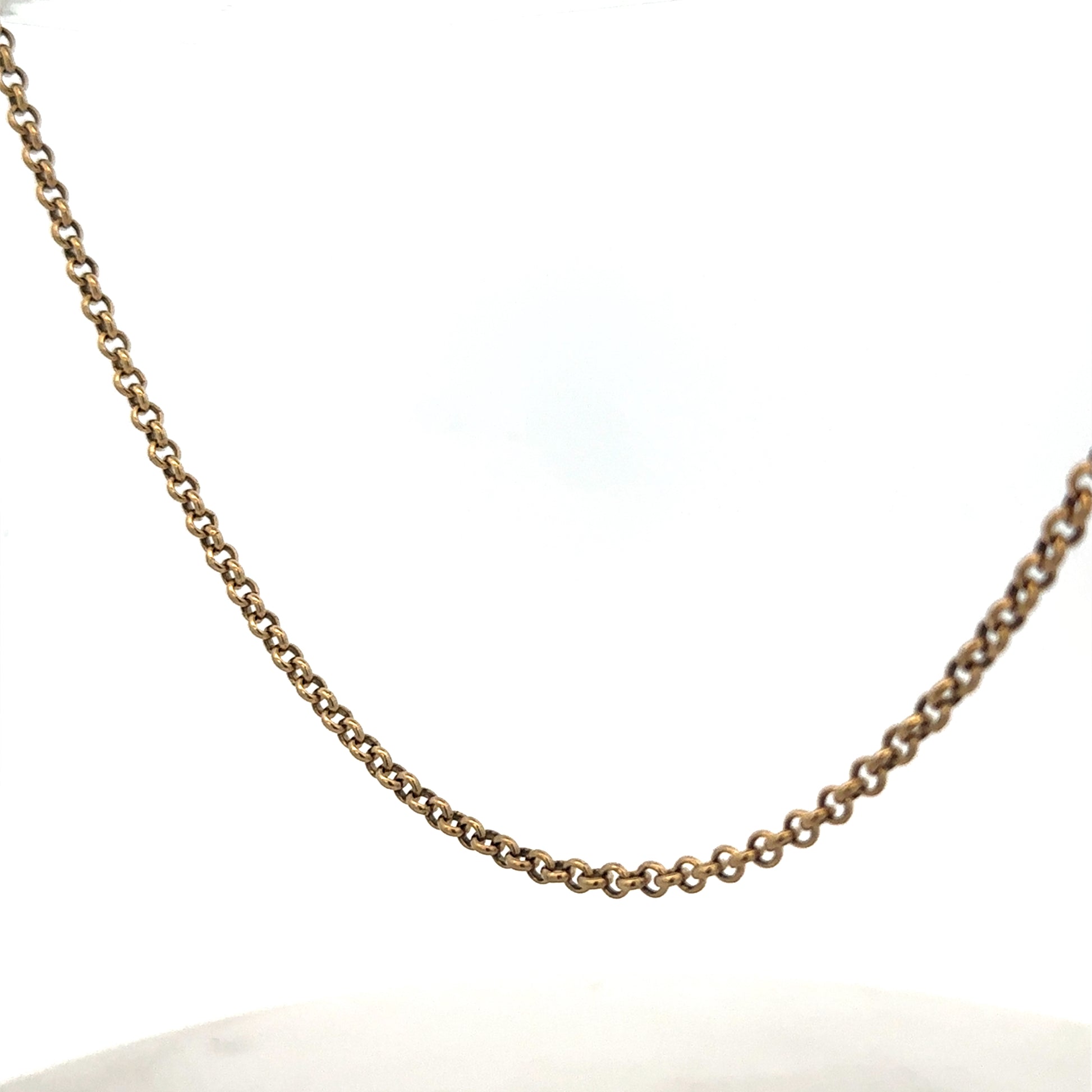 9ct yellow gold belcher chain with a polished finish, weighing 13.4g, crafted by Reeves and Sons.