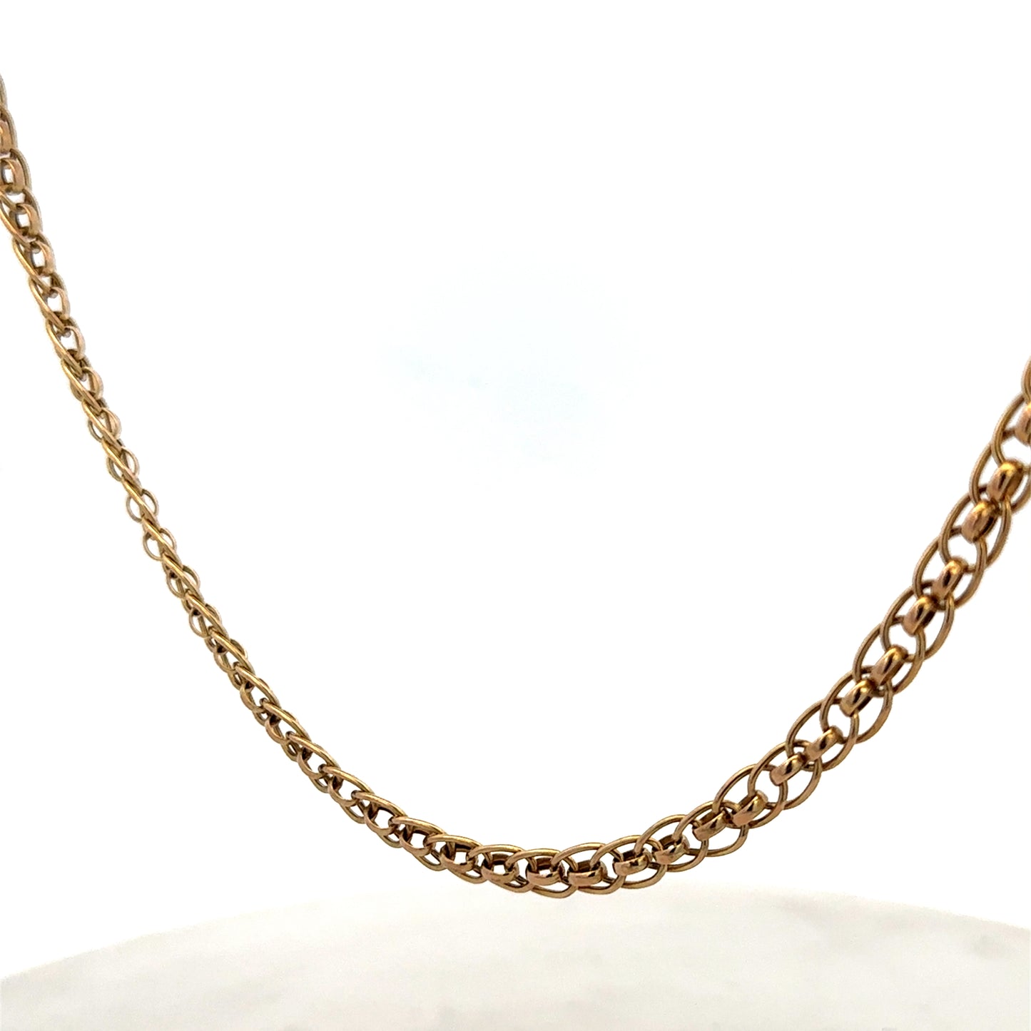 9ct yellow gold double linked chain from Reeves and Sons, showing close-up of the shiny, lightweight jewelry chain.
