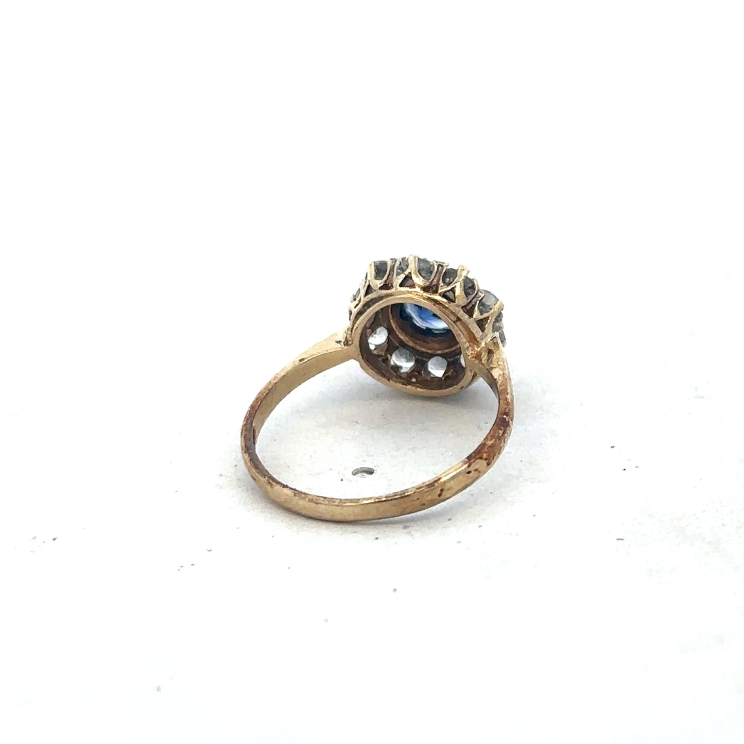 9ct yellow gold ring size N by Reeves and Sons, showcasing a polished band with smooth finish and classic design.