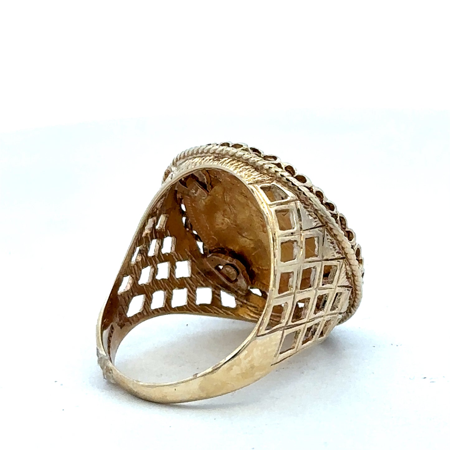 9ct yellow gold Sovereign ring with 1897 full sovereign design, size X, featuring intricate engraved details.