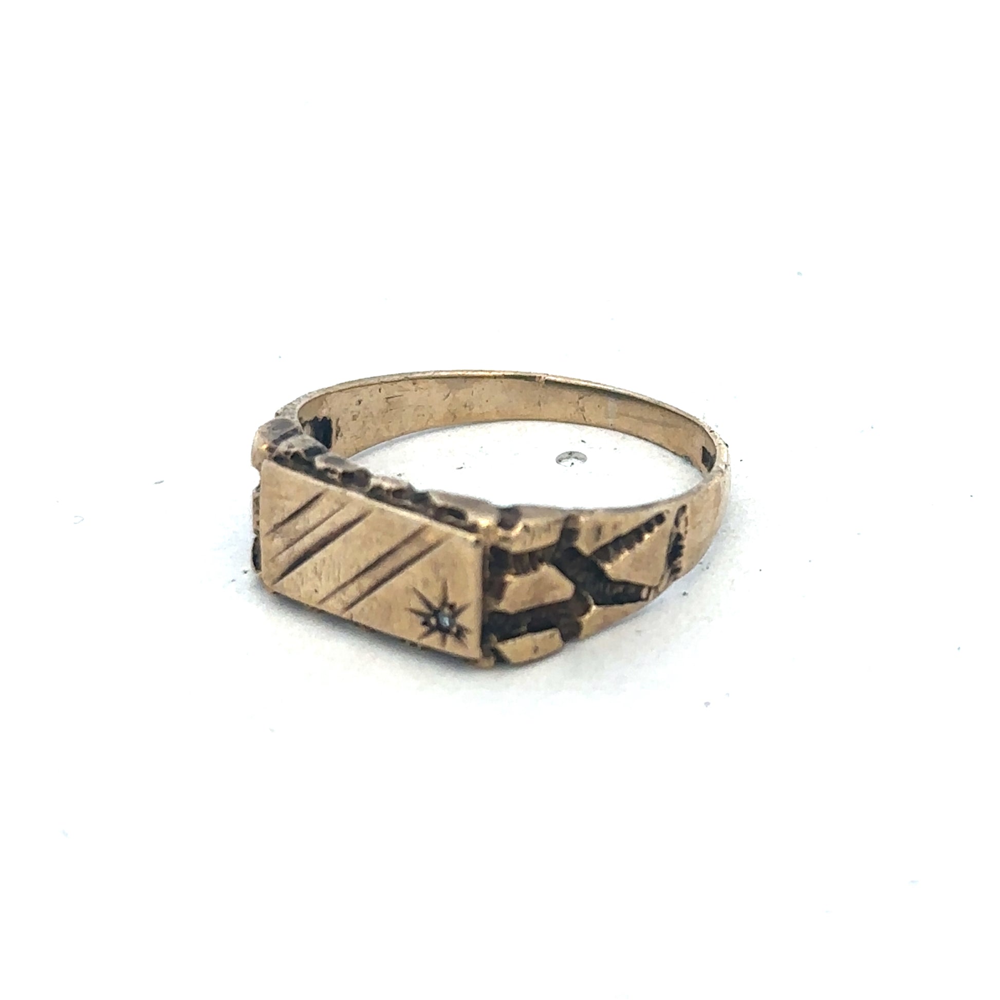 9ct yellow gold diamond signet ring with engraved design, size S1/2, by Reeves and Sons, shown close-up in the image.