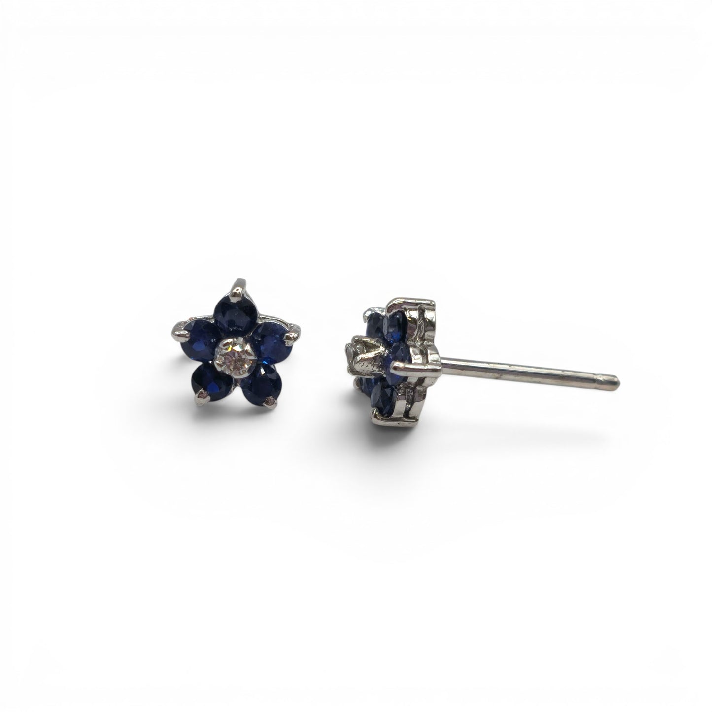 18ct white gold daisy sapphire and diamond stud earrings sh24736l