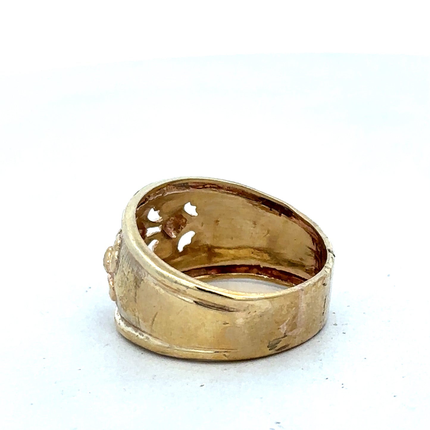 9ct yellow gold ring size V (sh27144b)