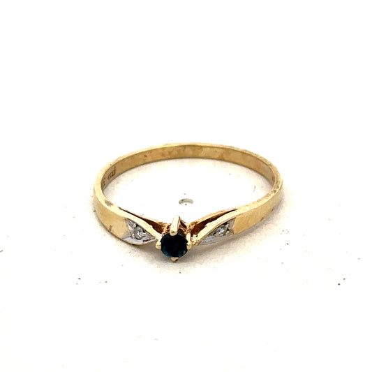9ct yellow gold sapphire and diamond ring size O (sh25514l)