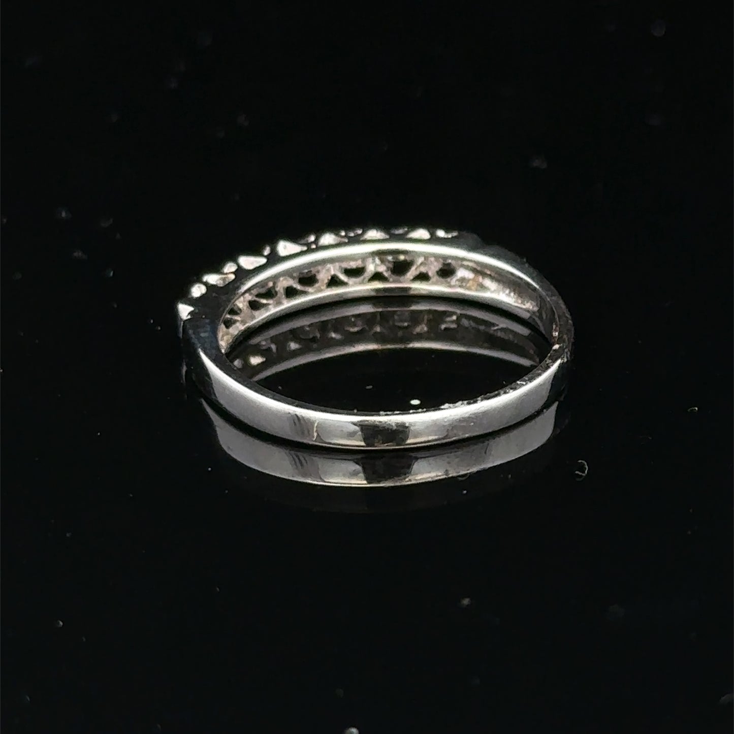 9ct white gold diamond ring in size O with sparkling diamonds, crafted by Reeves and Sons.
