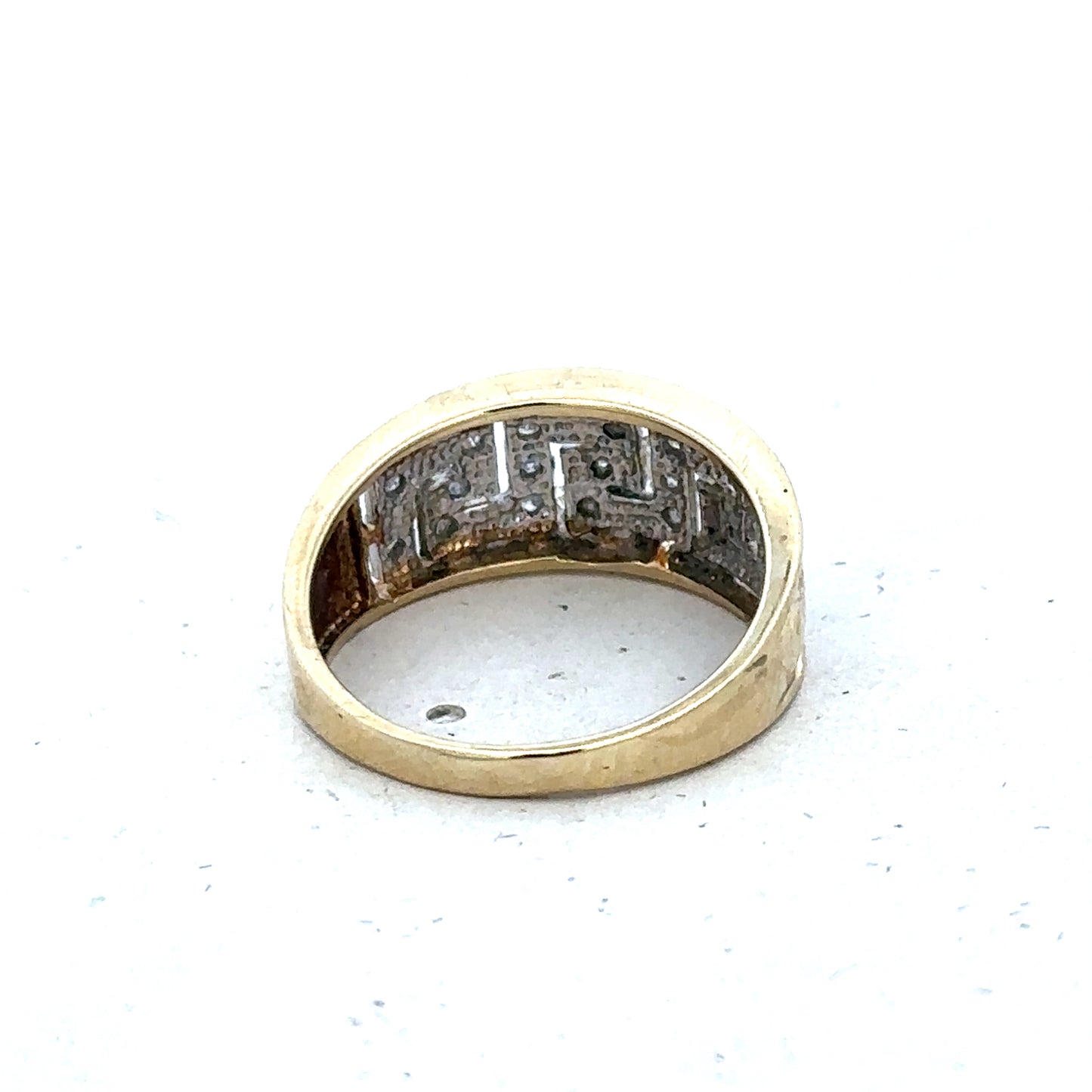 9ct yellow gold diamond ring by Reeves and Sons, size O, featuring a sparkling diamond setting on a polished band.