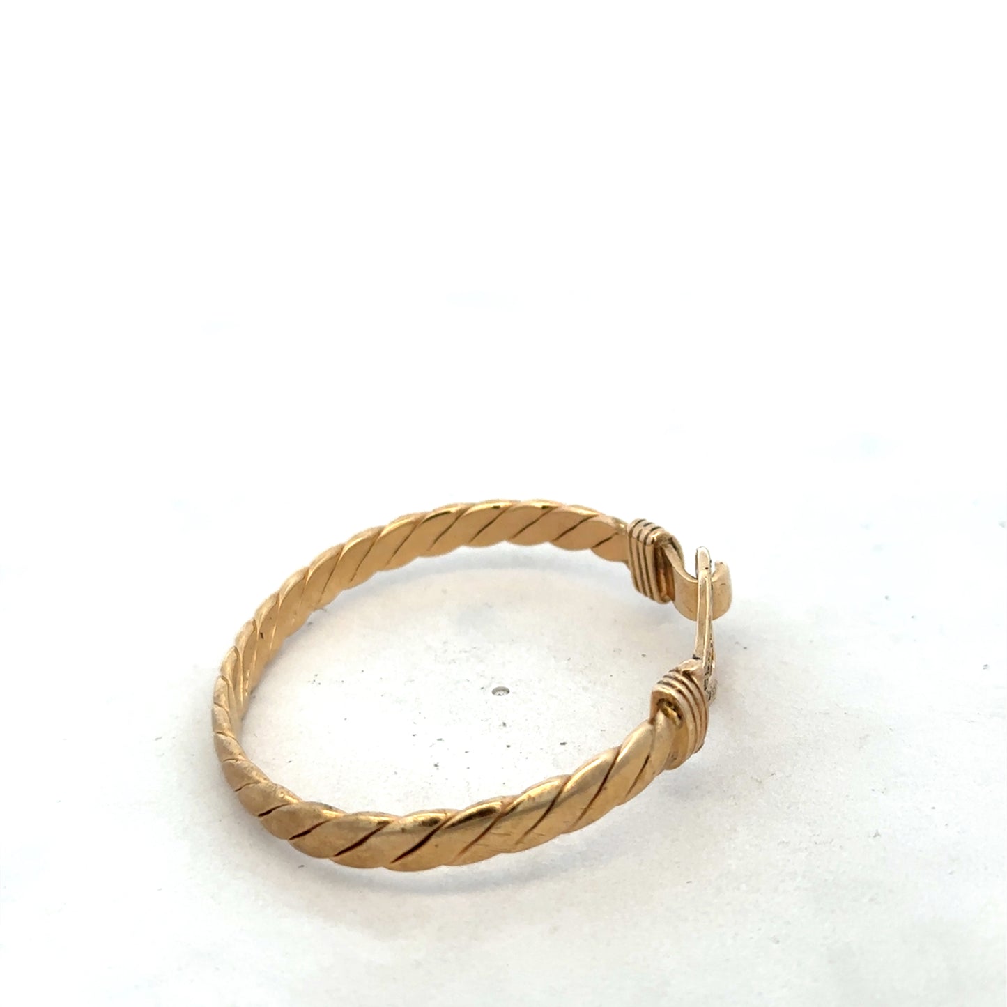 9ct yellow gold bangle 12.7g (sh25244l)
