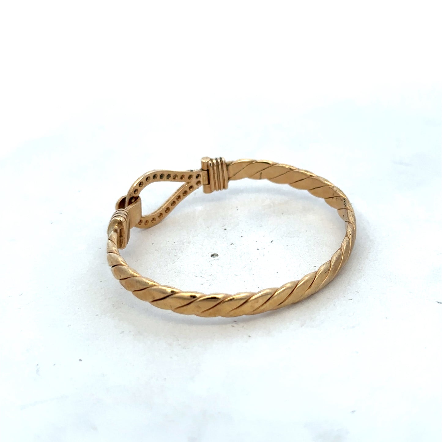 9ct yellow gold bangle 12.7g (sh25244l)