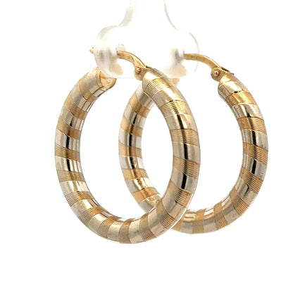 9ct yellow gold hoop earrings 3.6g (sh27271b)