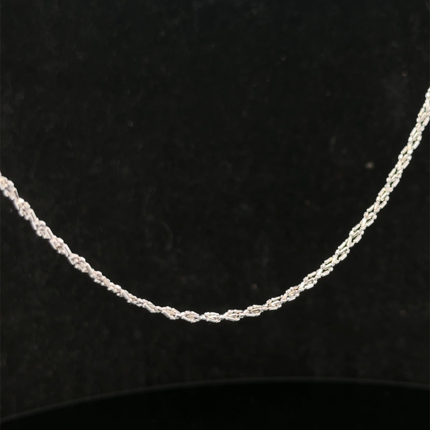 9ct white gold chain 3.2g (sh27416b)