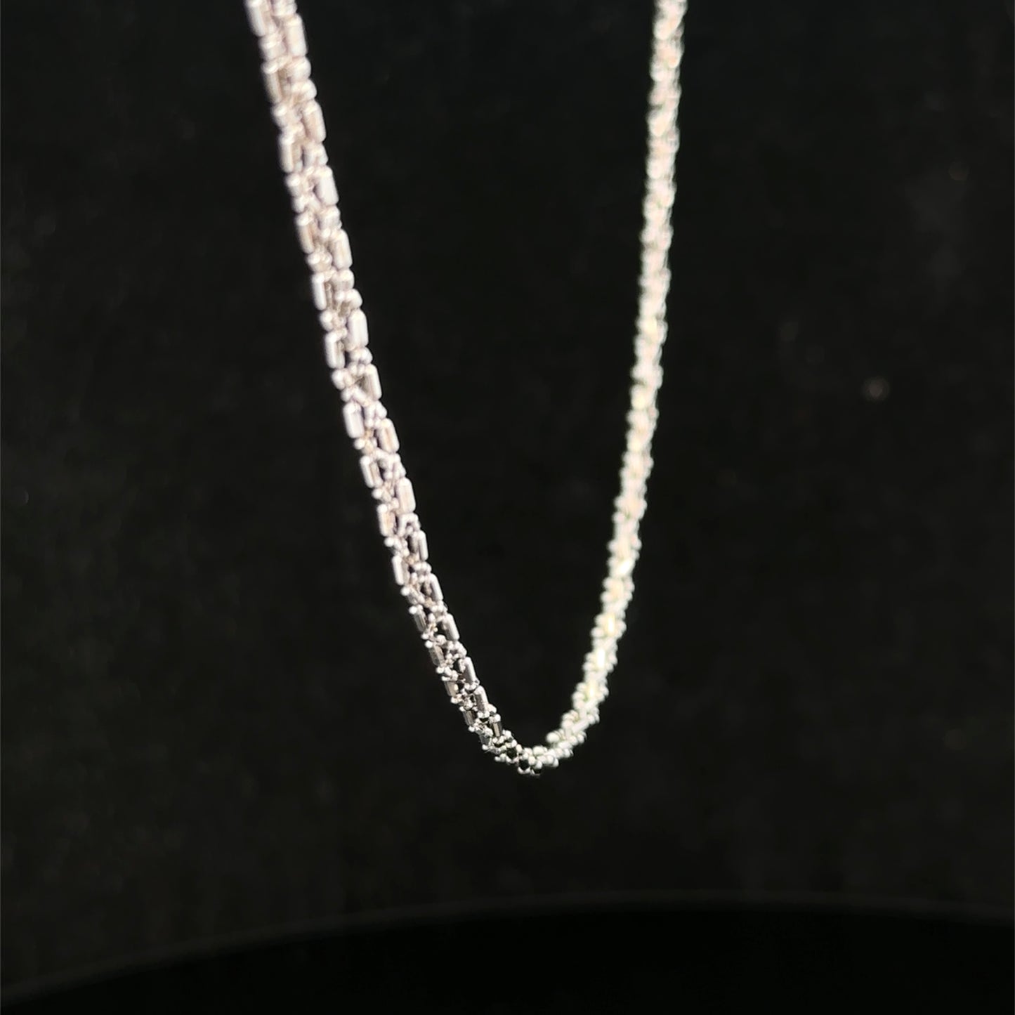 9ct white gold chain 3.2g (sh27416b)