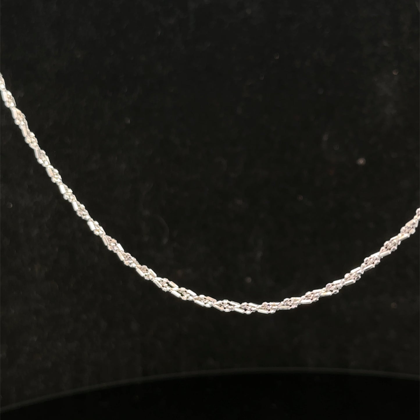 9ct white gold chain 3.2g (sh27416b)