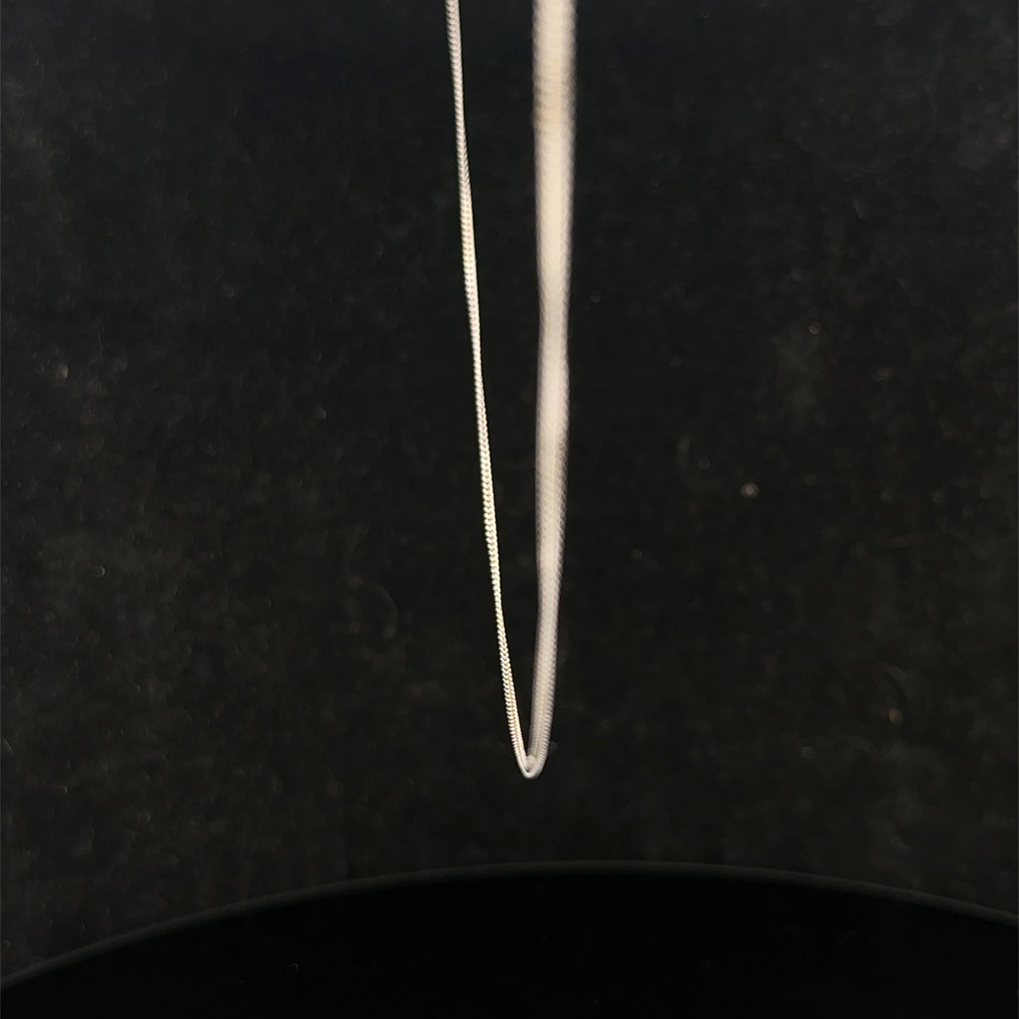 9ct white gold chain 1.5g (sh27093b)
