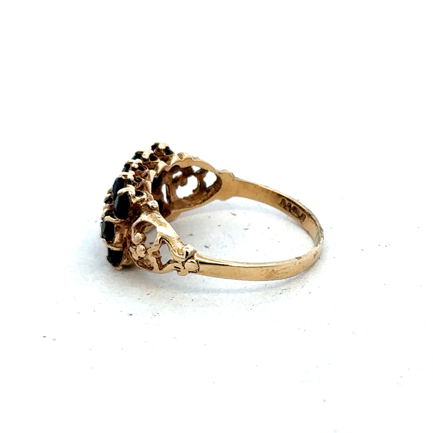 9ct yellow gold sapphire ring size P (sh27321b)