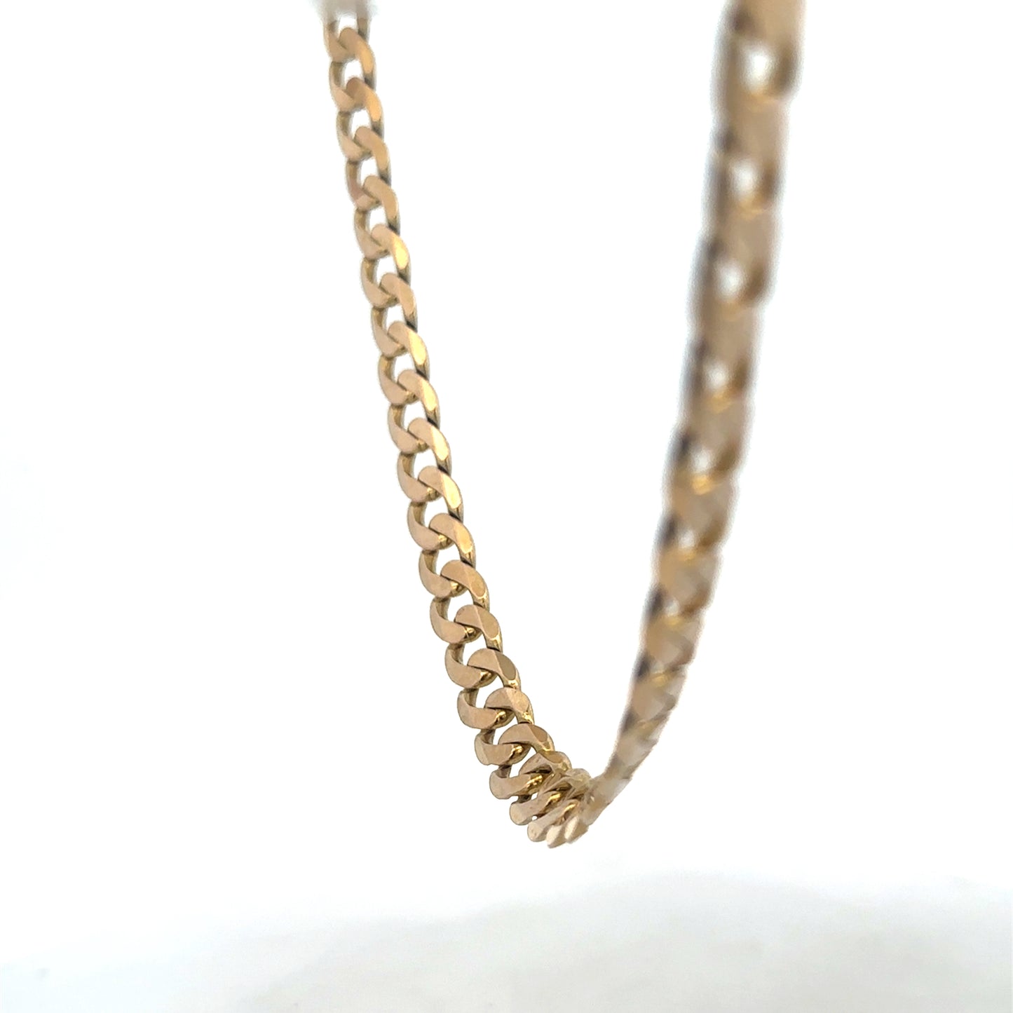 9ct yellow gold curb chain 47.6g (sh27488b)