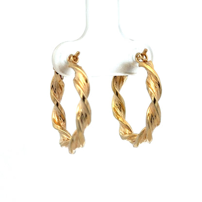 9ct yellow gold hoop earrings 1.8g (sh27508b)