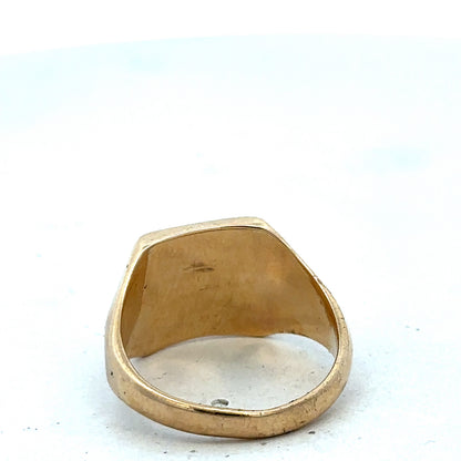 9ct yellow gold signet ring size P1/2 (Sh27490b)