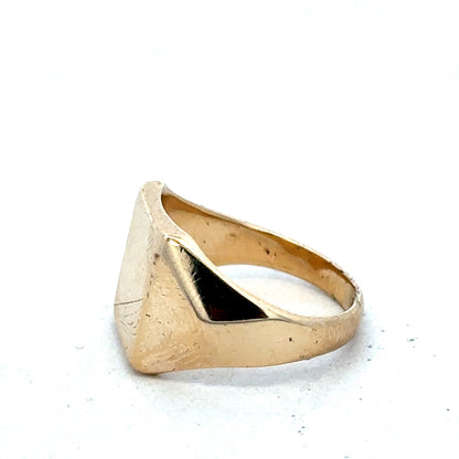 9ct yellow gold signet ring size P1/2 (Sh27490b)