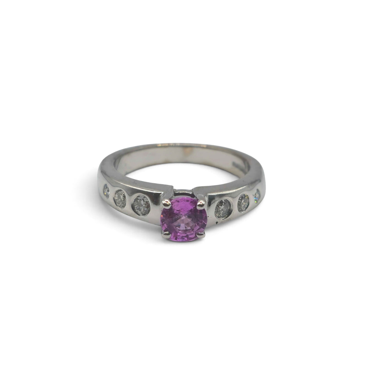 18ct white gold sapphire and diamond ring sh27247b