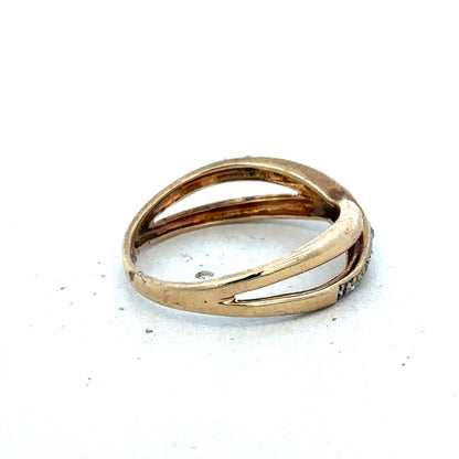 9ct yellow gold ring size N by Reeves and Sons, showcasing a smooth polished band on a white background.