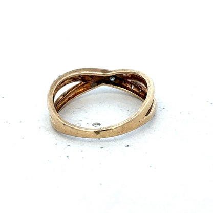 9ct yellow gold ring size N with a smooth polished band, crafted by Reeves and Sons, shown on a plain background.