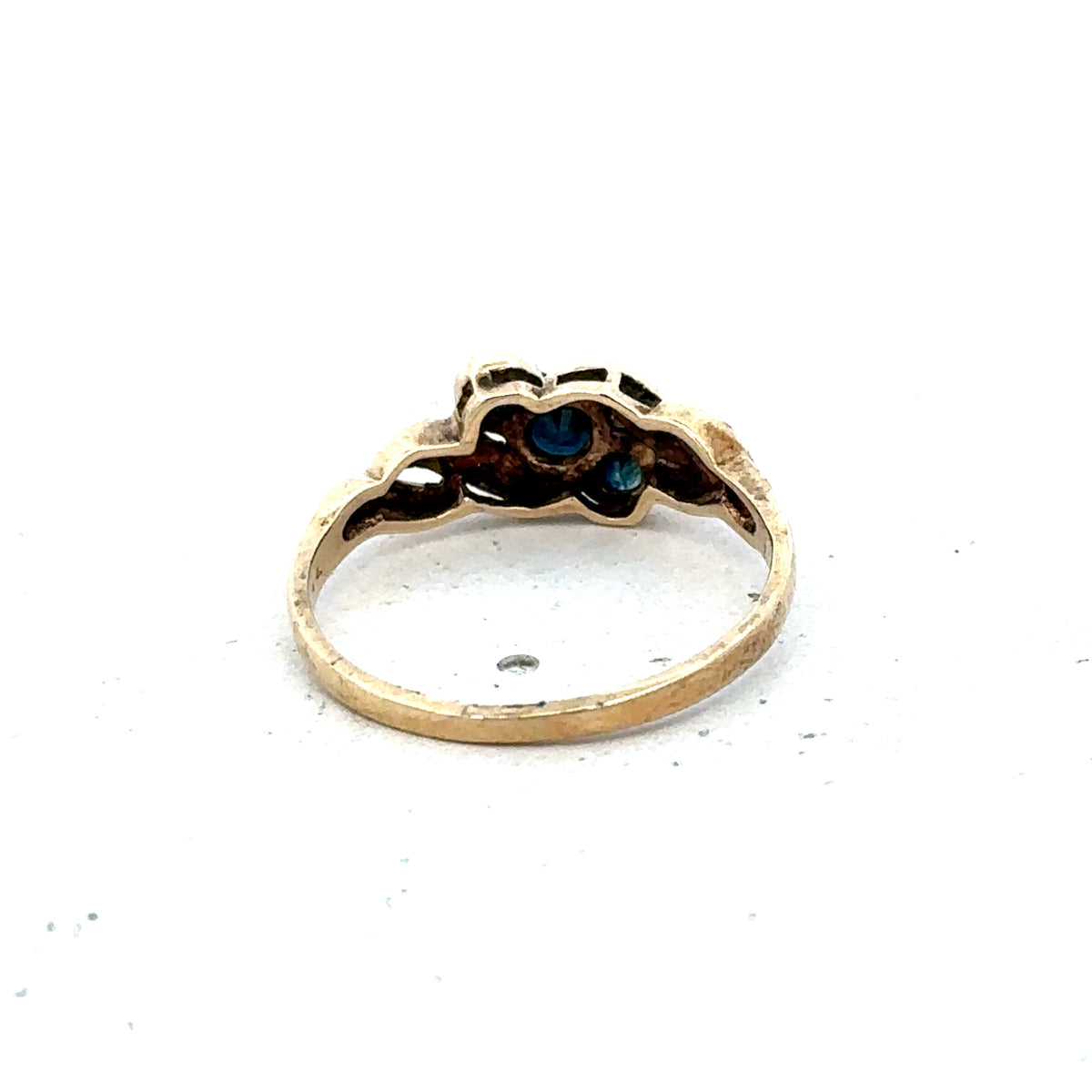 9ct yellow gold sapphire and diamond ring size L (sh25605l)