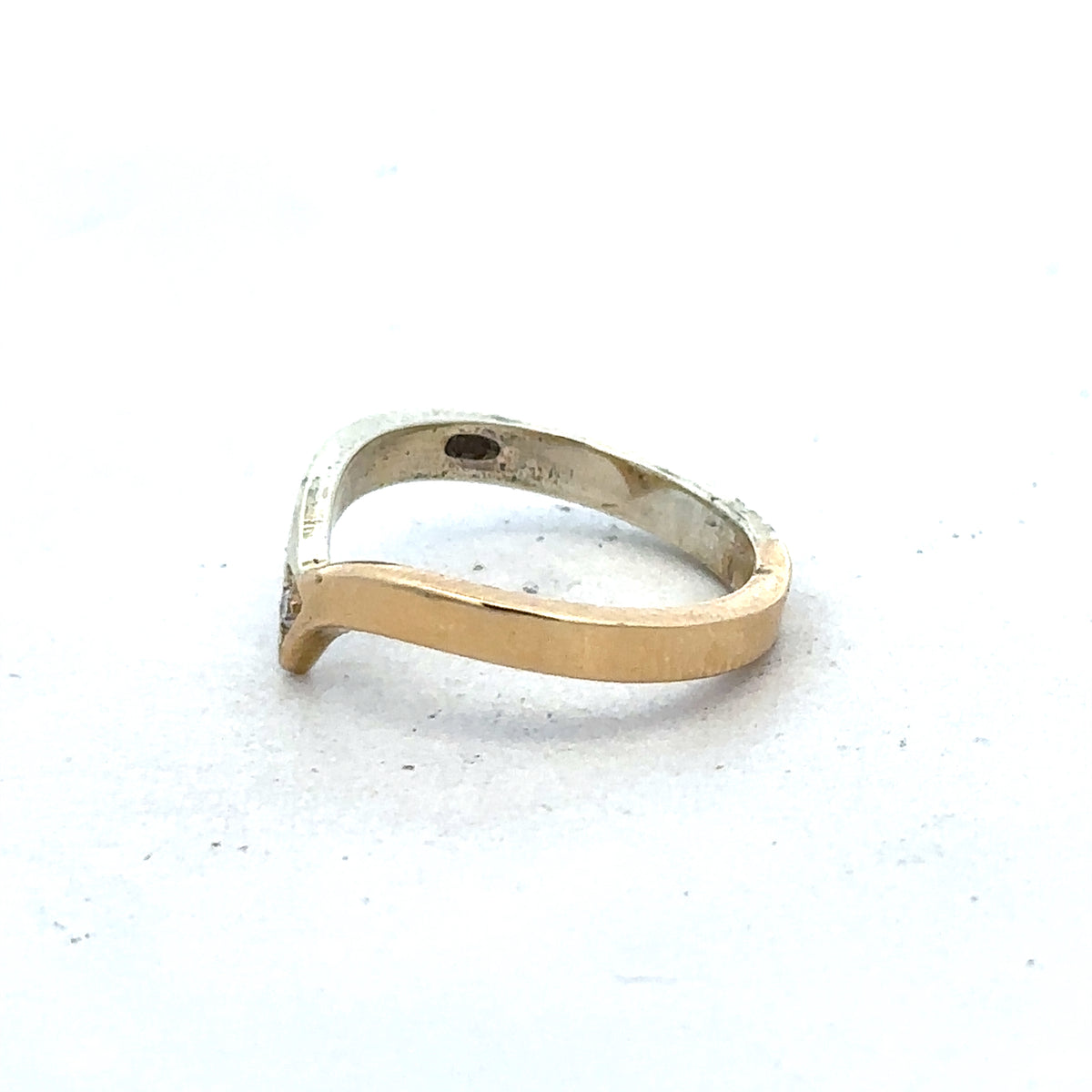 9ct yellow & white gold ring size M1/2 (sh27325b)
