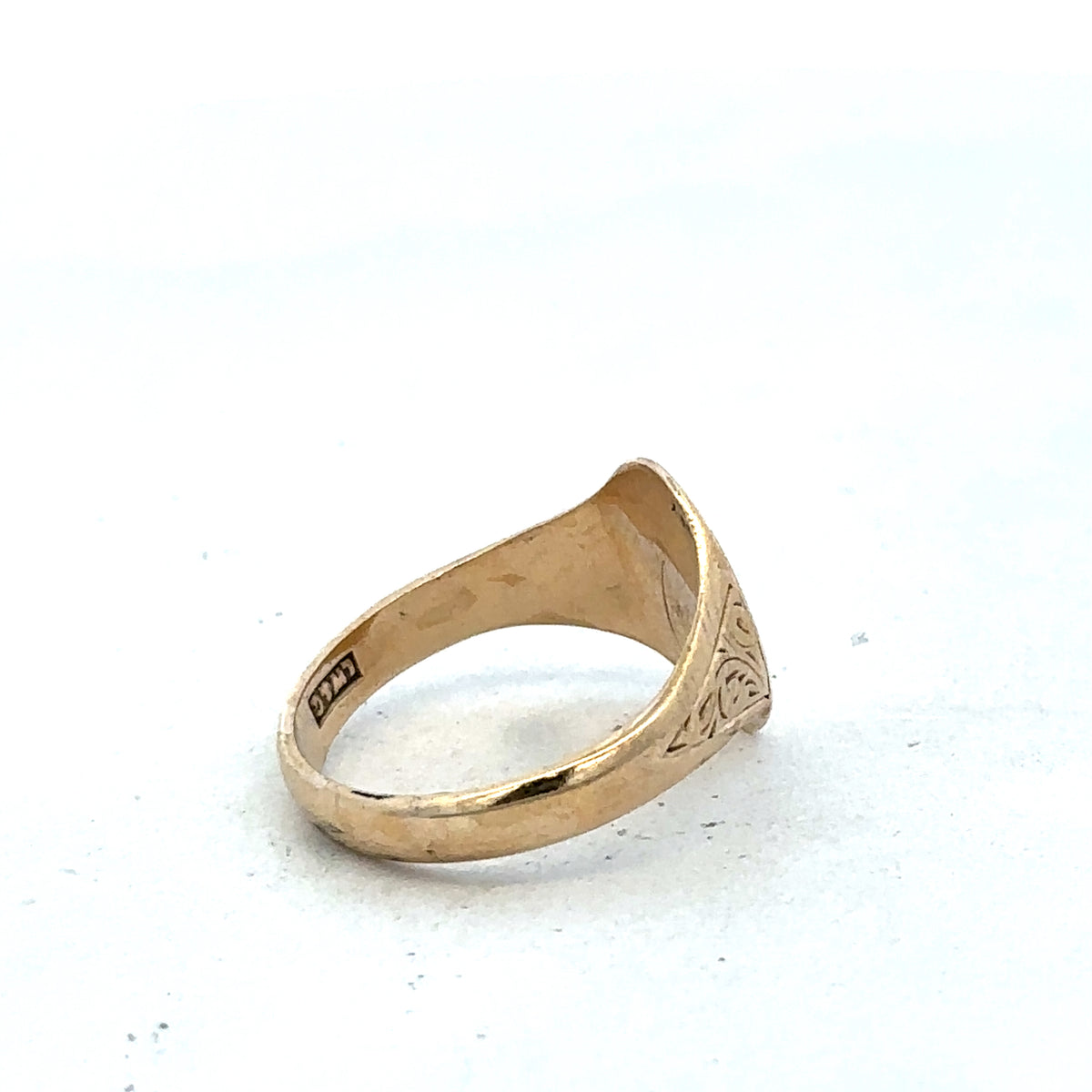 9ct yellow gold signet ring size P (sh27381b)