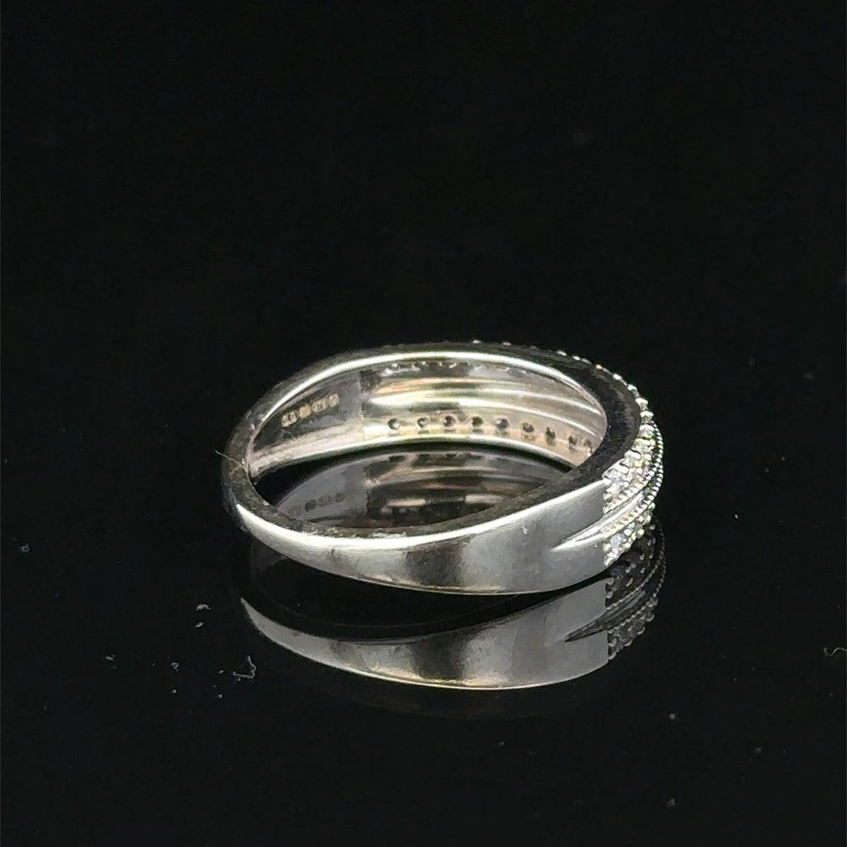 9ct white gold diamond ring sh25598l