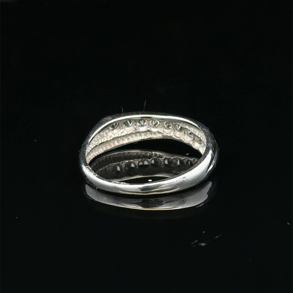 9ct white gold diamond ring sh27206b