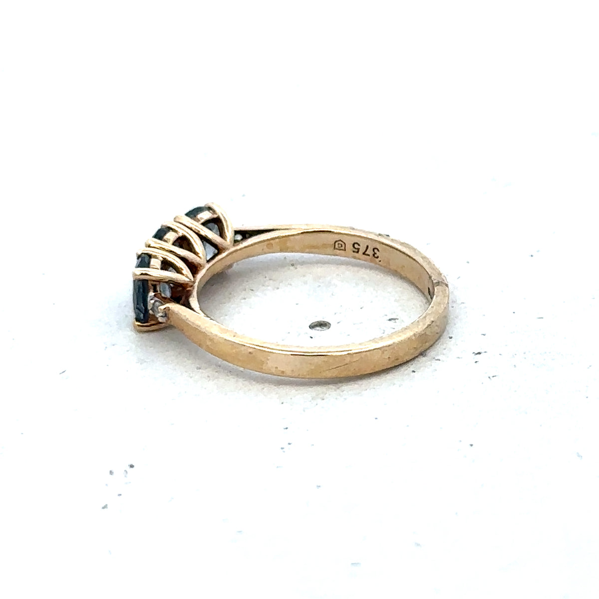9ct yellow gold ring size L (sh25679l)