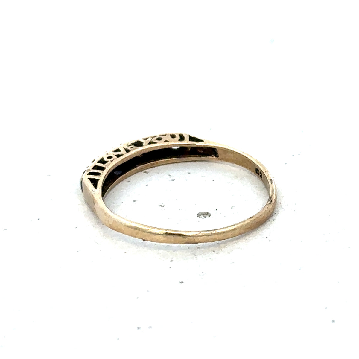 9ct yellow gold ring size Q (sh25636l)