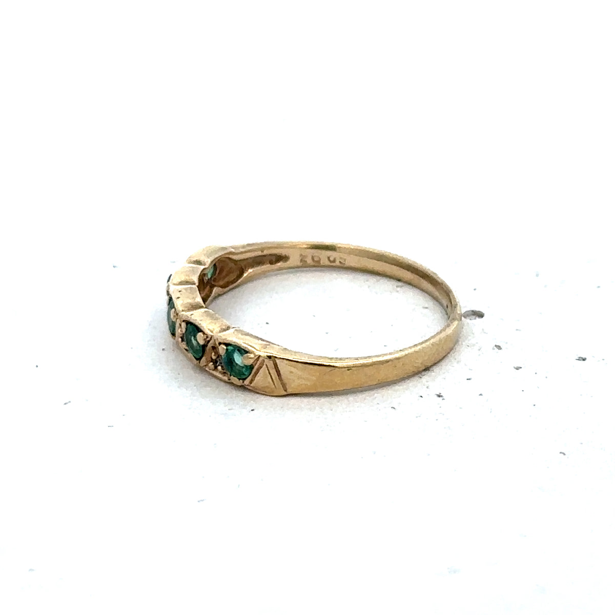 9ct yellow gold ring size N1/2 (sh25567l)