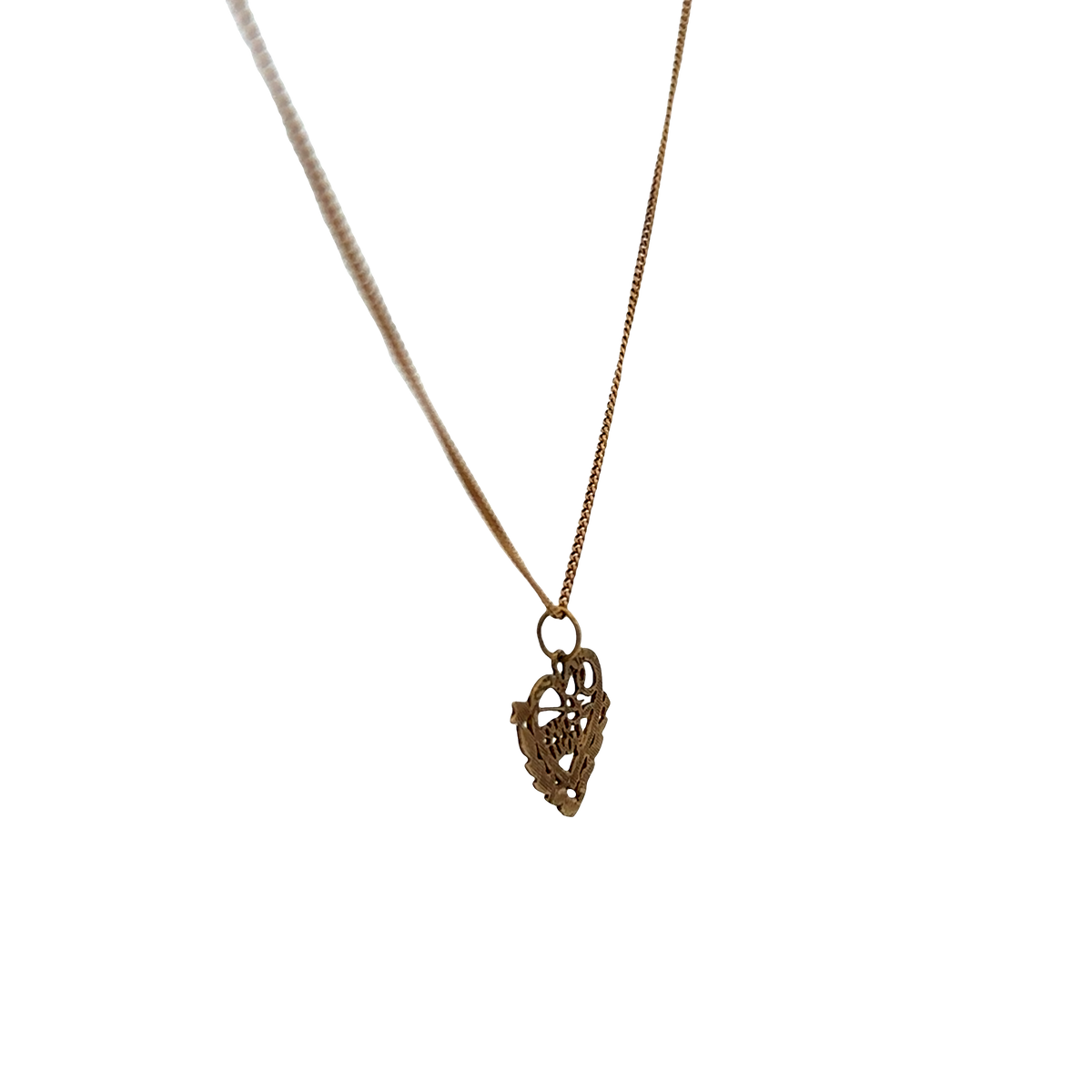 9ct yellow gold chain and pendant 2.6g (sh26191b)
