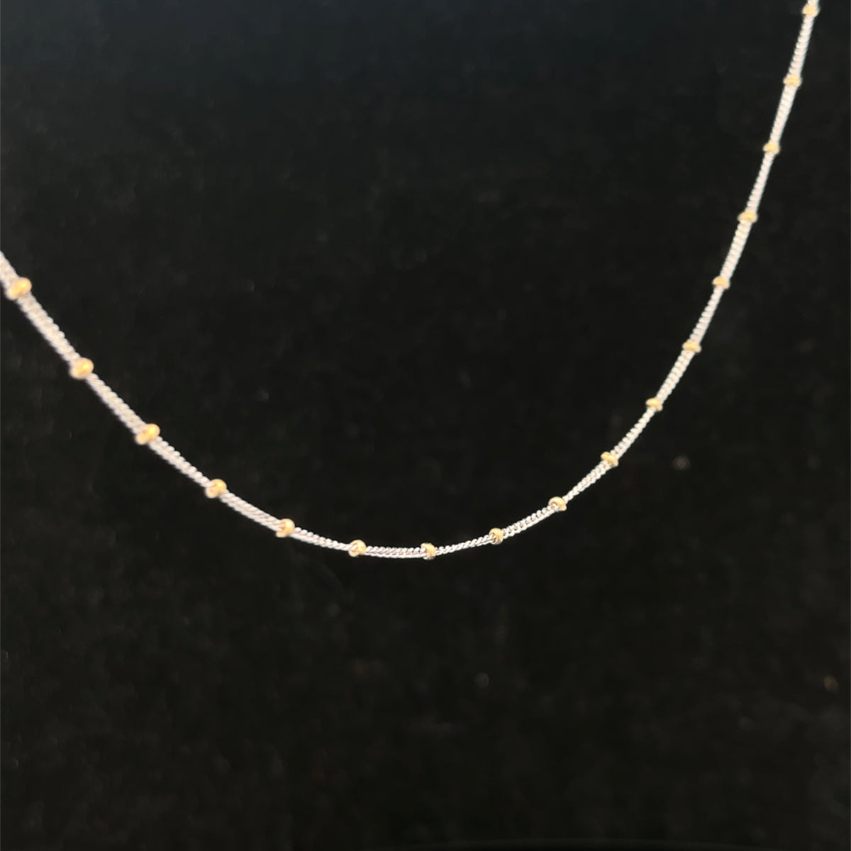 9ct white gold chain 2.7g (sh26287b)