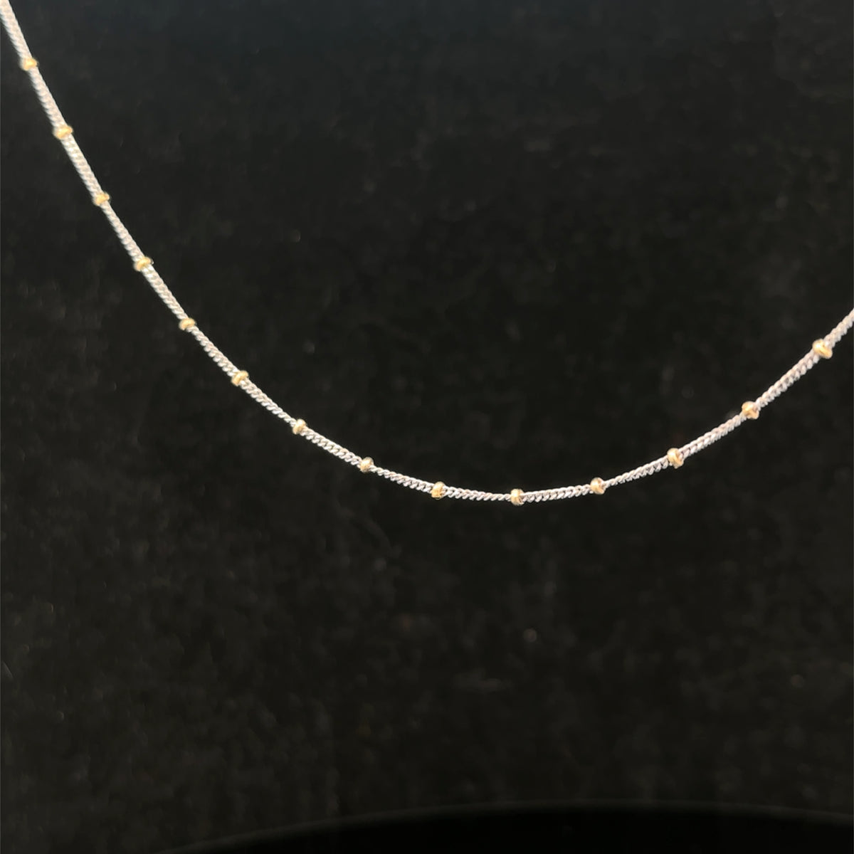 9ct white gold chain 2.7g (sh26287b)